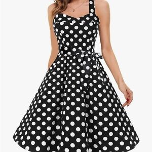 Pin-up Rockabilly halter dress❣️ Very generously cut XL. Adorable ❣️